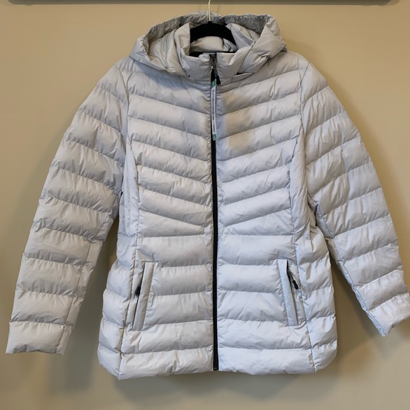 32 Degrees Heat lightweight Hood Puffer Jacket - Picture 3 of 5